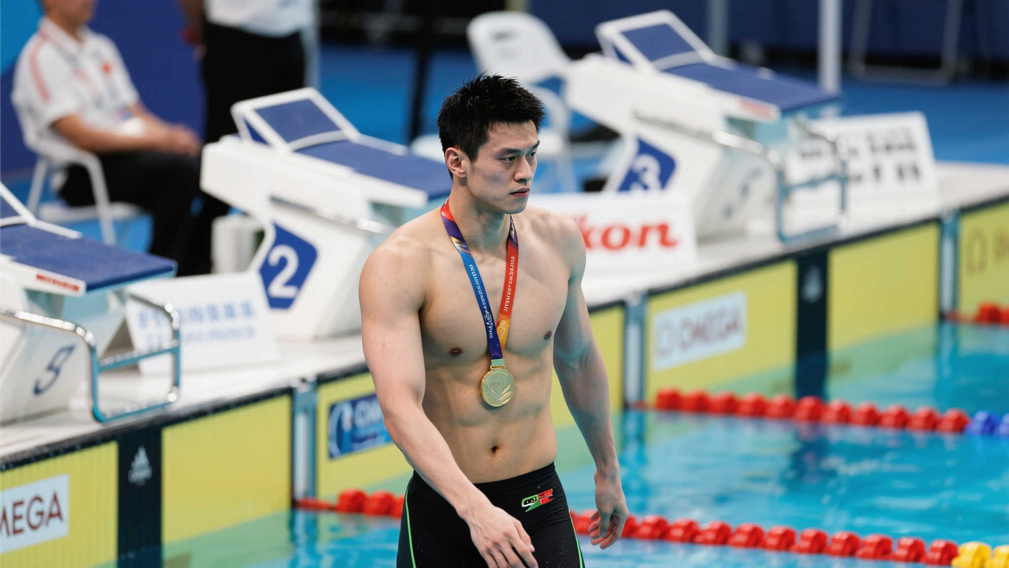 易条款中加 易条款中加