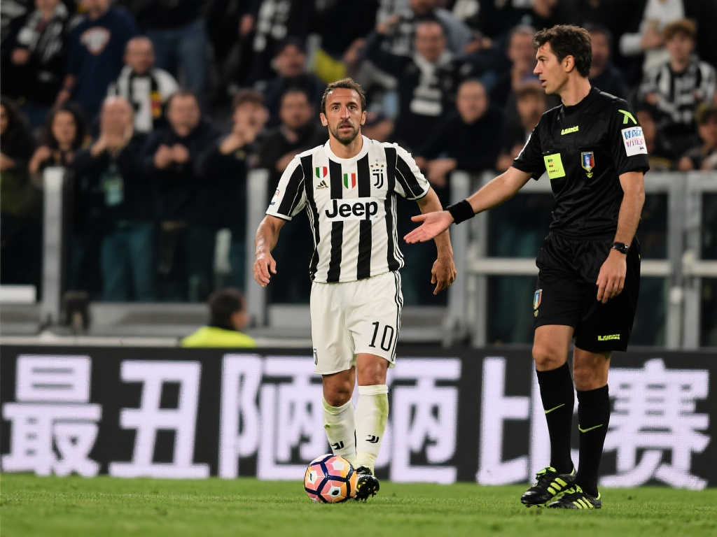 赛中一人独 赛中一人独